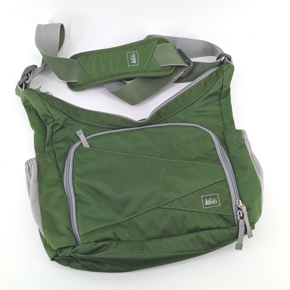 REI Crossbody Messenger Bag Green Grey Padded Strap Organizer Travel Pockets